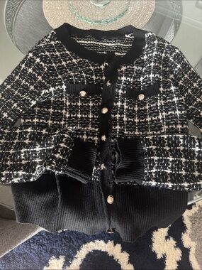 Black & White Tweed Button-Front Cardigan
